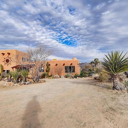 Renovated Lodge - Room 2 With Pool Access Joshua Tree Exterior photo