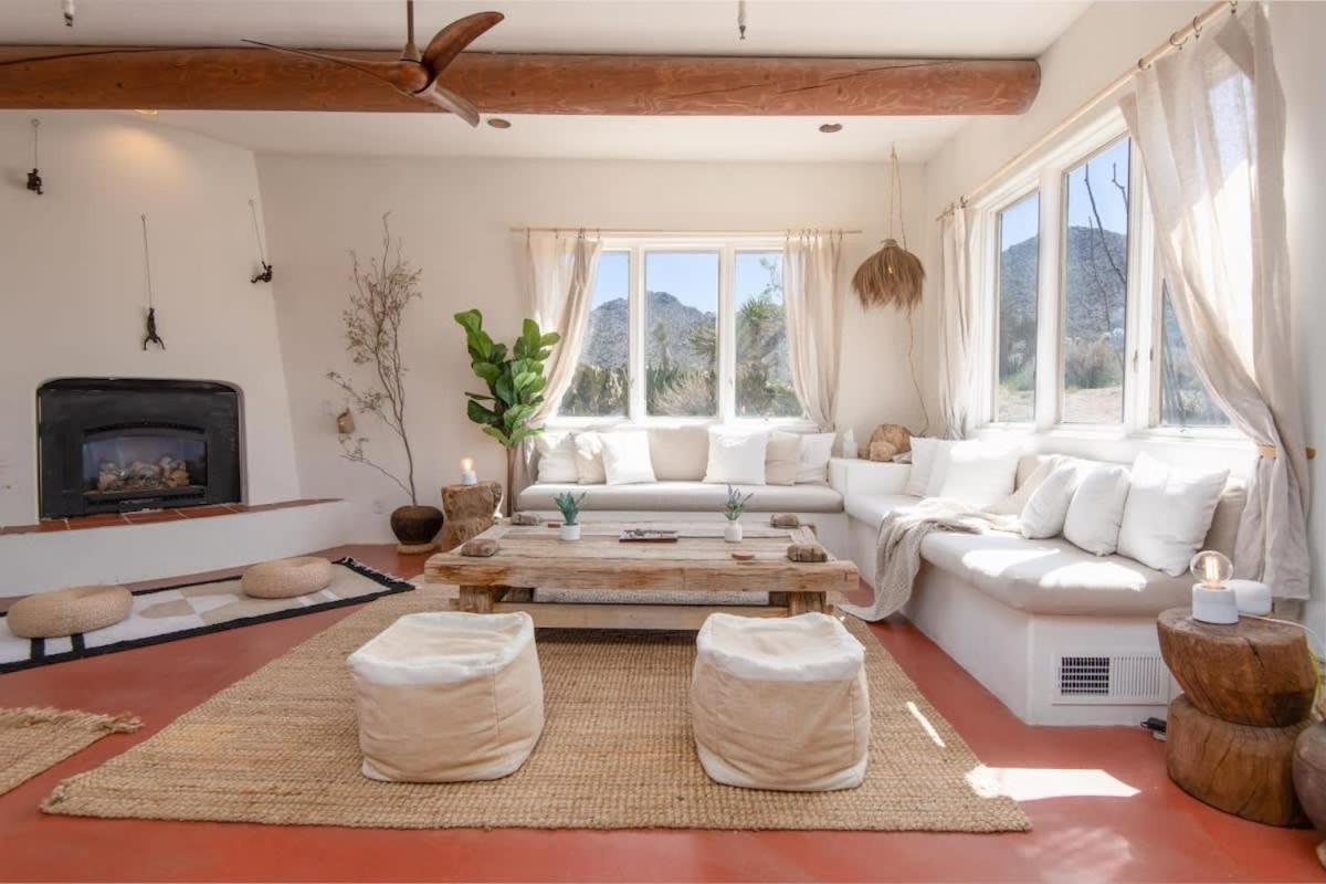 Renovated Lodge - Room 2 With Pool Access Joshua Tree Exterior photo
